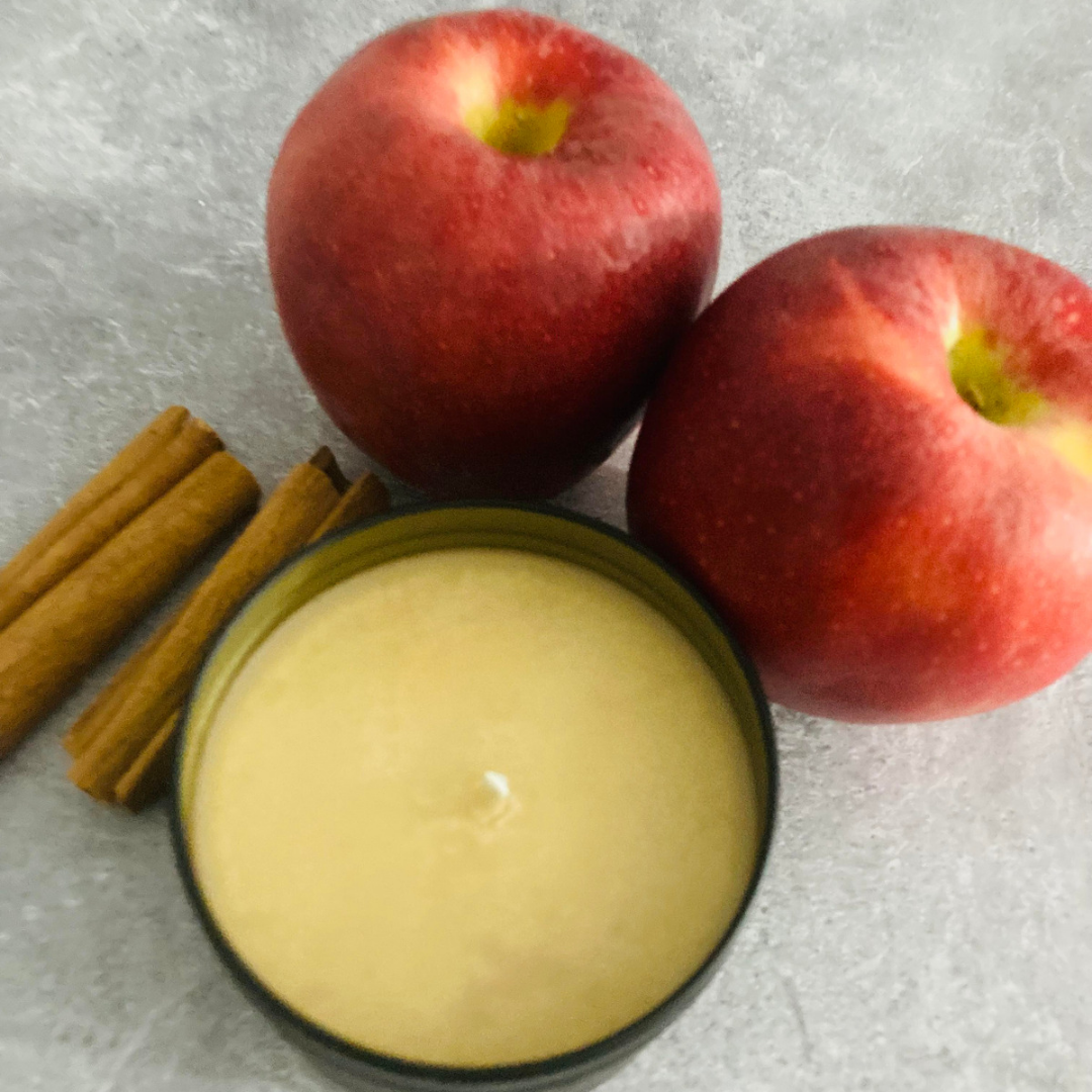 Apple Cinnamon Delight Candle